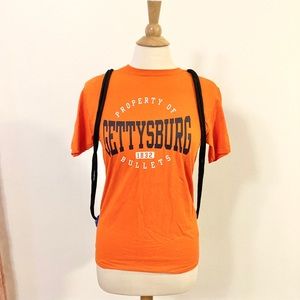 Bundle of Gettysburg College T-shirt and Drawstring Backpack Set